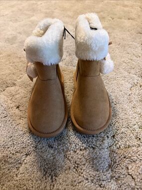 Kids Tan Faux-Sherpa Cuff Winter Boots - NEW Size 8 (toddler)